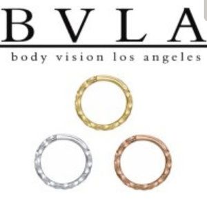 BVLA hammered seamless ring 18 gauge 8 mm